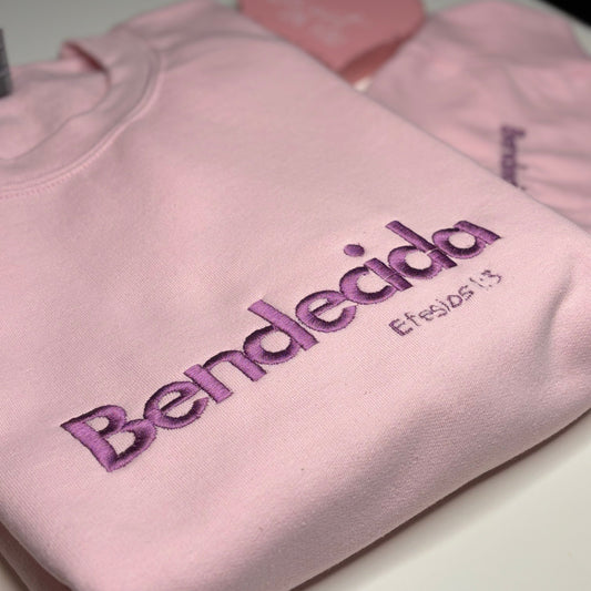 Bendecida, Blessed Ephesians 1:3 Efesios 1:3 words of Affirmation, embroidered sweater with words of affirmation for women, Christian gifts, gifts based on faith, Christian woman, gifts for women